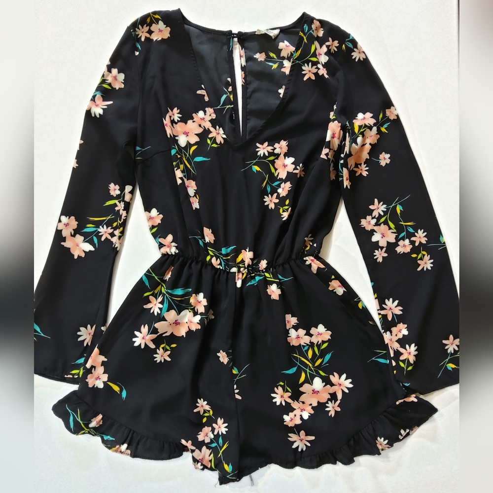 Pins And Needles Womens Floral Romper Small Black Peach Flower Boho‎ Cottagecore